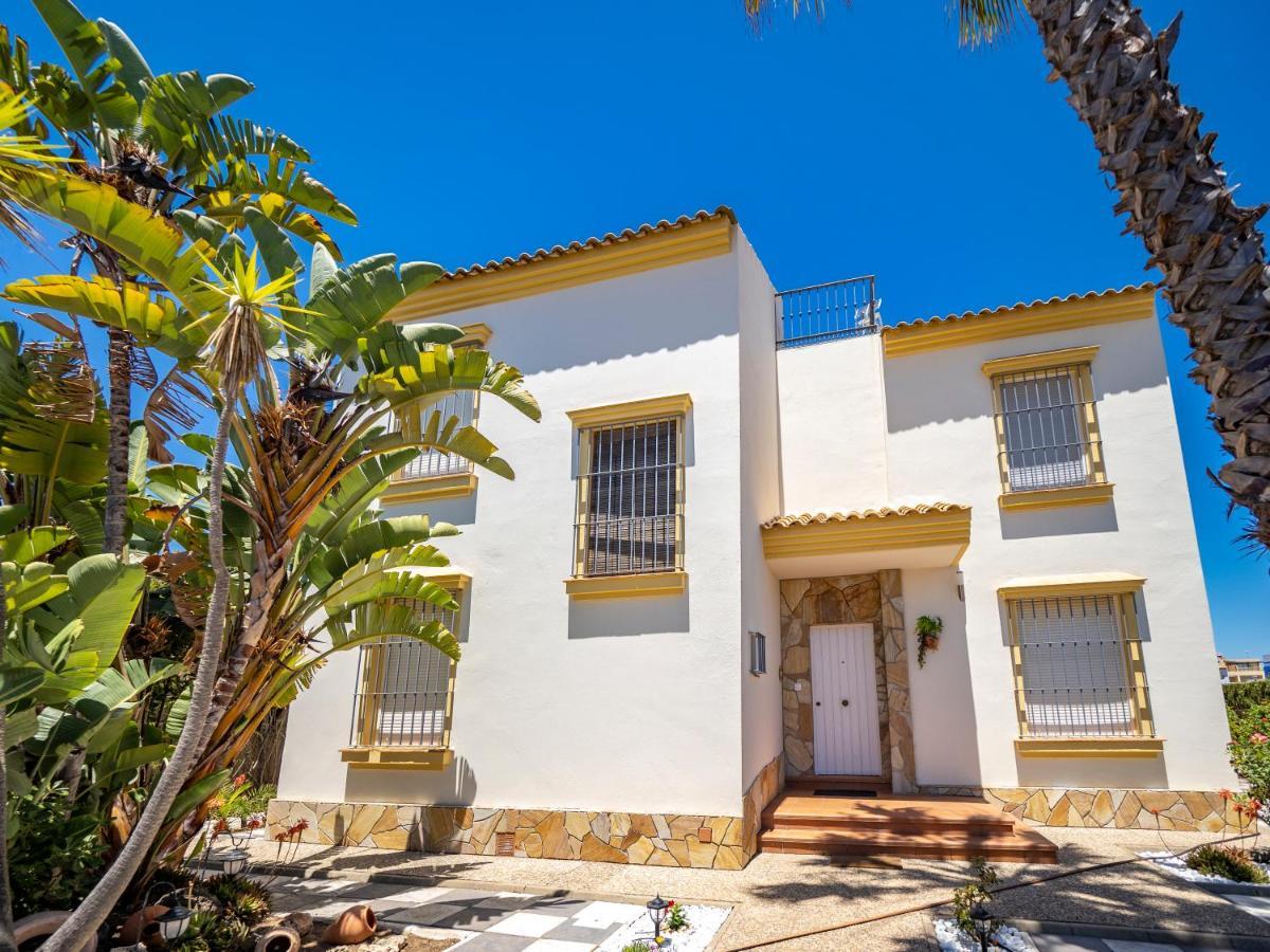 Chalet Sol Y Mar By H Isla Canela Exterior photo